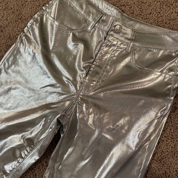 NWT H&M Silver 90's Straight Pants - SIZE 4 - Picture 3 of 6
